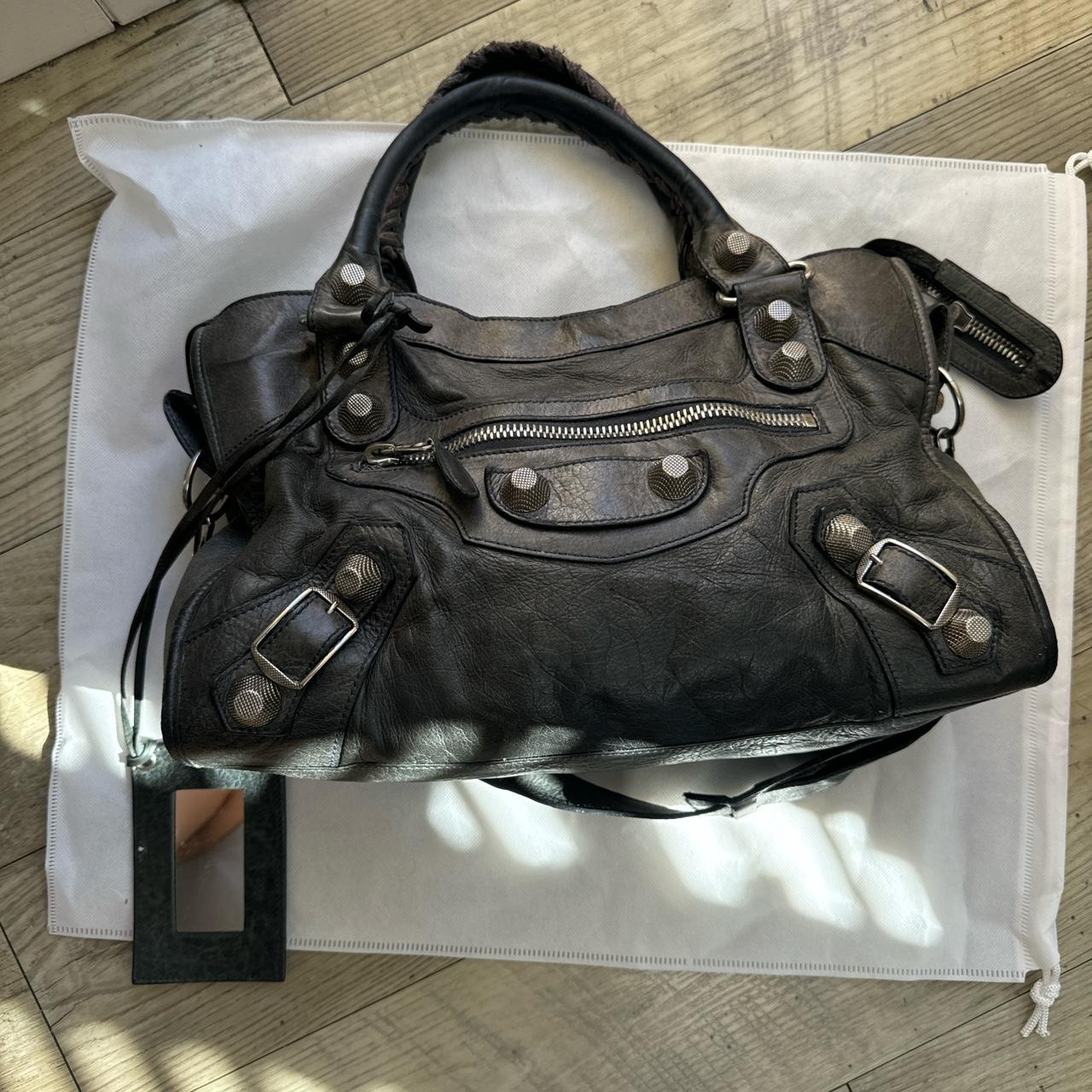 🔥 Authentic Balenciaga city bag gaint in black/grey Pre-owned 🔥