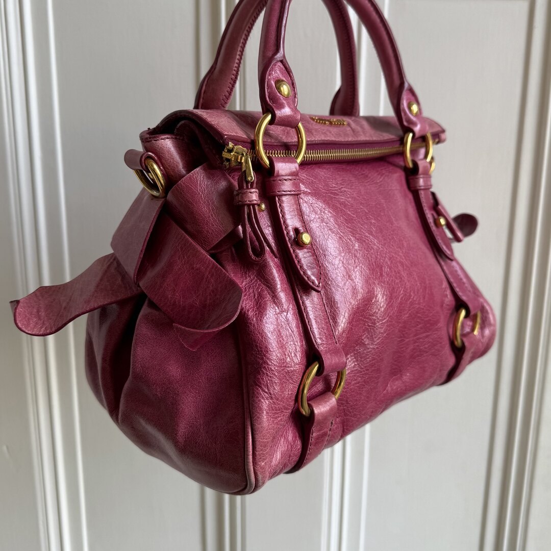 🔥 Authentic Miu Miu Mini Vitello Lux Pink Leather Handbag Pre-owned 🔥