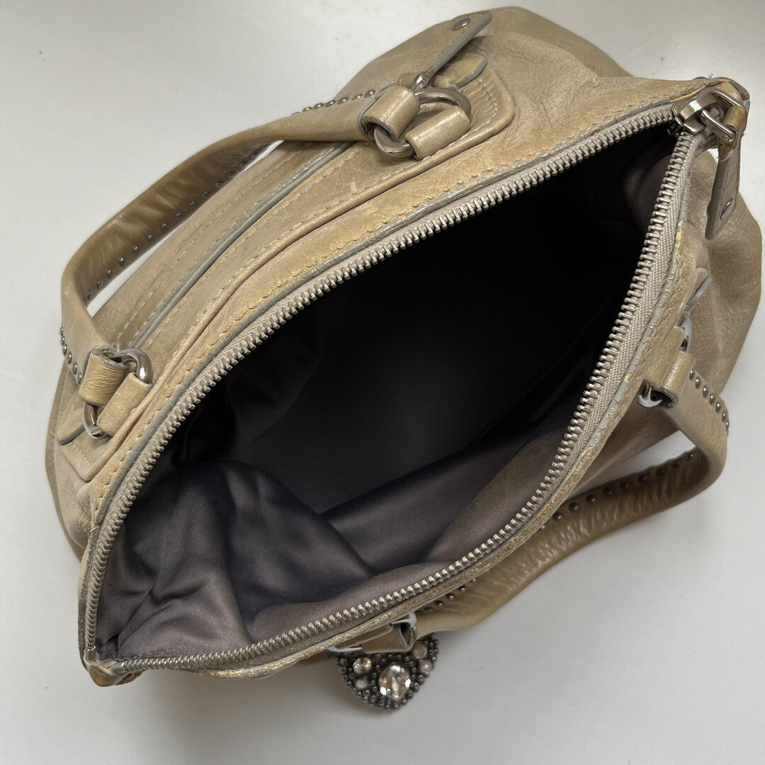 🔥 Authentic Miu Miu Studded Charm Leather Beige Shoulder Bag Pre-owned 🔥