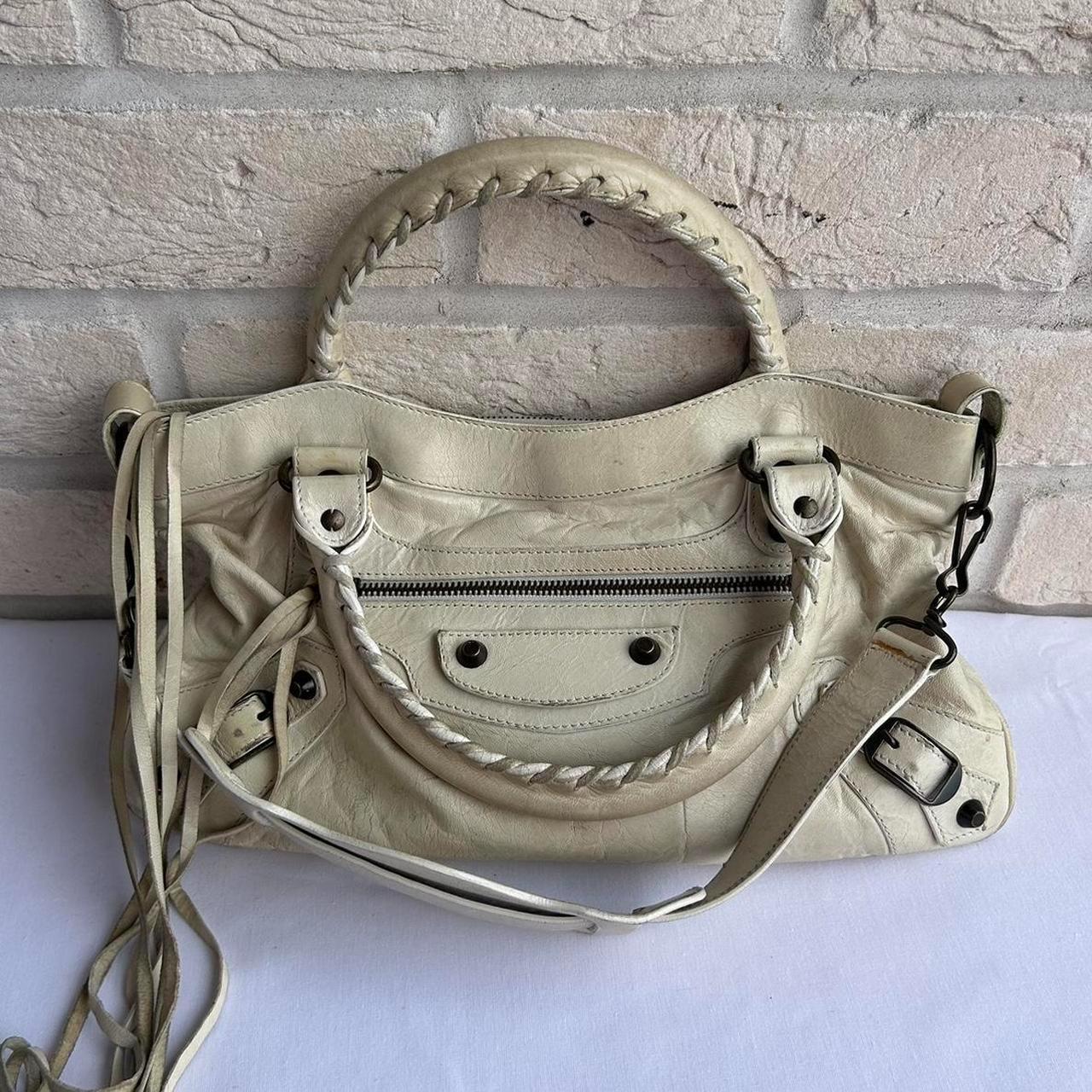 🔥 Authentic RARE Balenciaga ‘the first’ small/ medium city bag Pre-owned 🔥