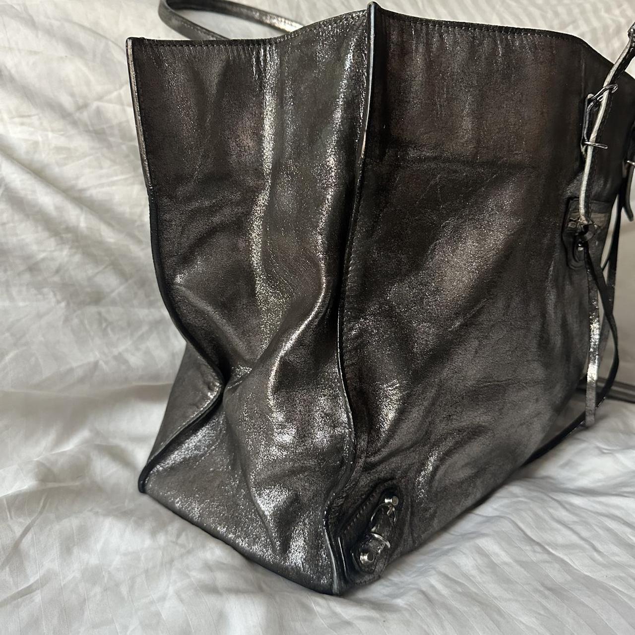 🔥 Authentic METALLIC BALENCIAGA PAPIER BAG Pre-owned 🔥